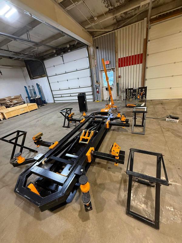 2027 Others Scissor Style Frame Machine მანქანა იყიდება აუქციონზე, vin: 38912037, აუქციონის ნომერი: 70223836
