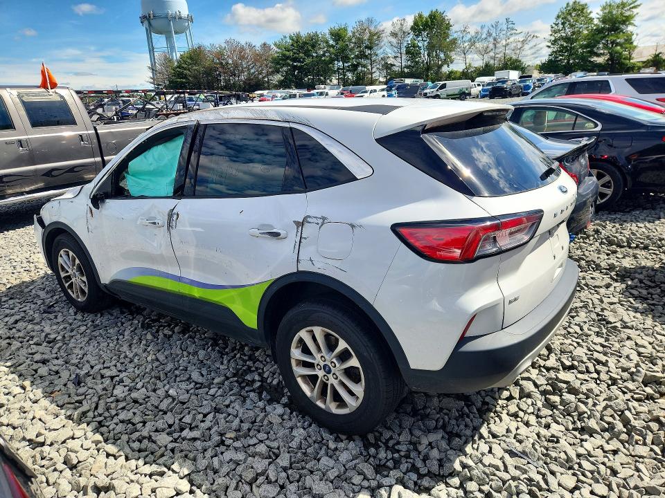 Продажа на аукционе авто 2022 Ford Escape, vin: 1FMCU9G67NUB32555, номер лота: 68352096