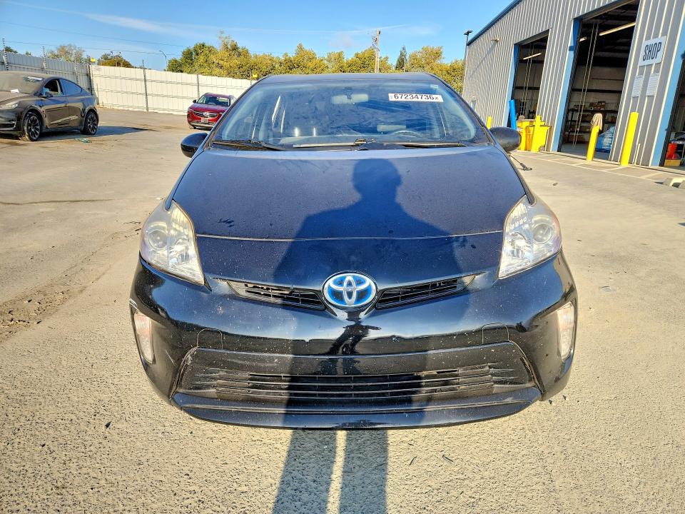 67234736 :رقم المزاد ، JTDKN3DU2F0463775 vin ، 2015 Toyota Prius مزاد بيع
