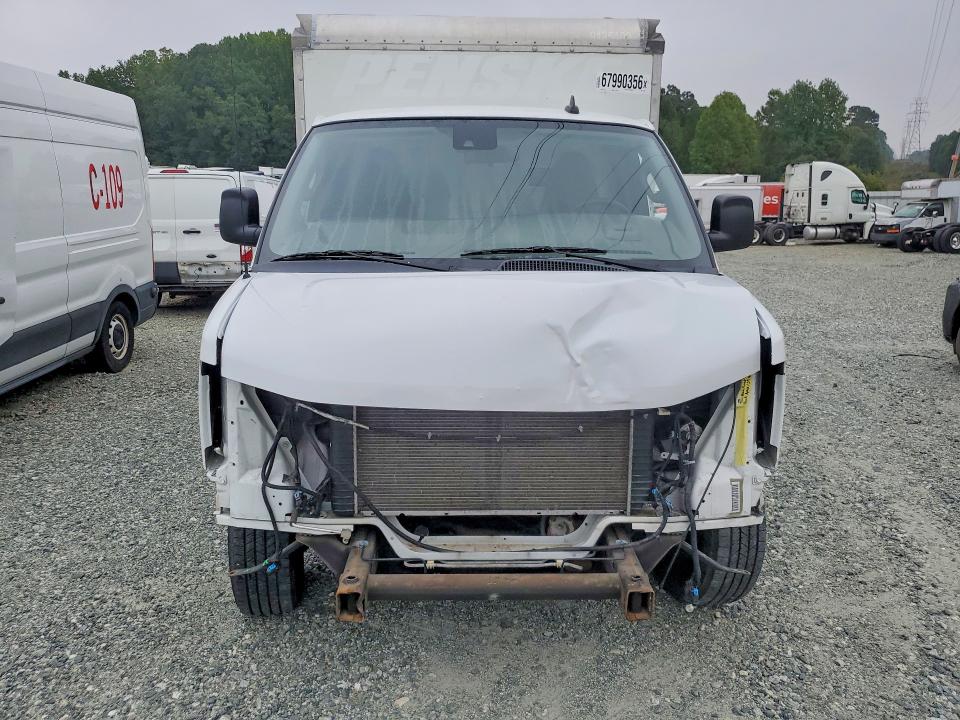 Продажа на аукционе авто 2021 Gmc Savana, vin: 1GD07RFP4M1226445        , номер лота: 67990356