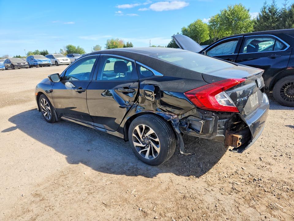 67862176 :رقم المزاد ، 2HGFC2F62JH011735 vin ، 2018 Honda Civic مزاد بيع