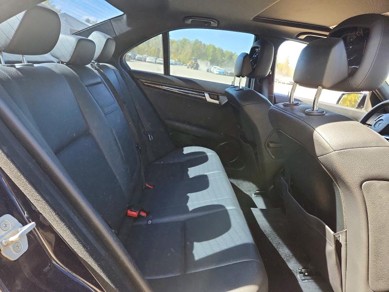 2013 Mercedes-benz C მანქანა იყიდება აუქციონზე, vin: WDDGF8AB1DA880787, აუქციონის ნომერი: 69736916