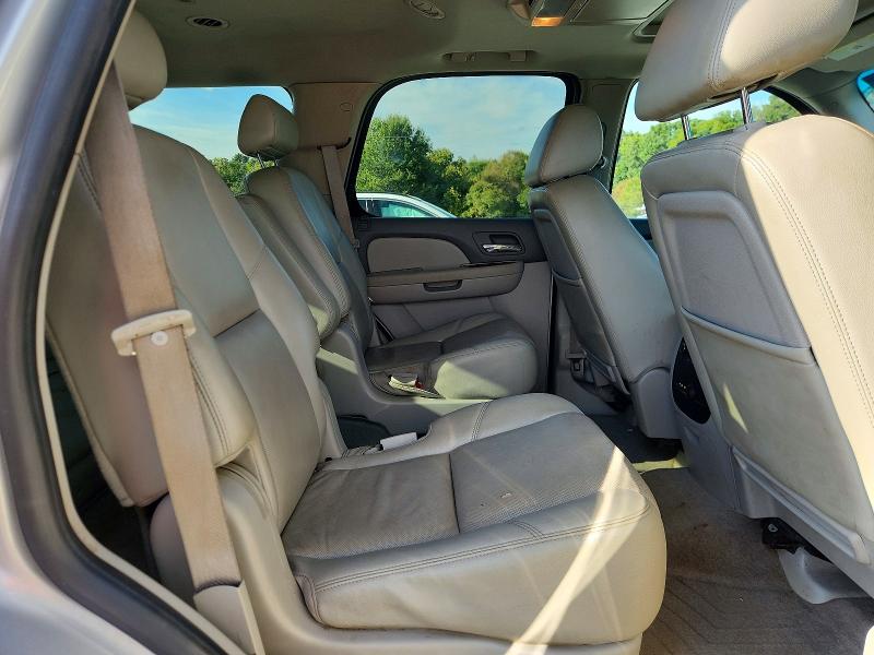 70964496 :رقم المزاد ، 1GNUCCE07AR220307 vin ، 2010 Chevrolet Tahoe مزاد بيع