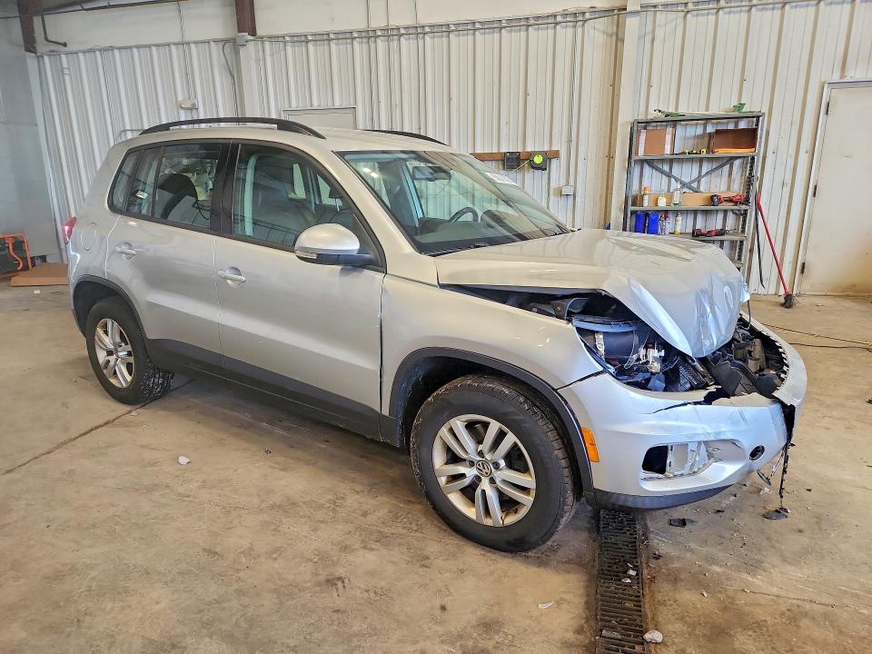 Aukcja sprzedaży 2016 Volkswagen Tiguan, vin: WVGBV7AX0GW009251, numer aukcji: 68313326