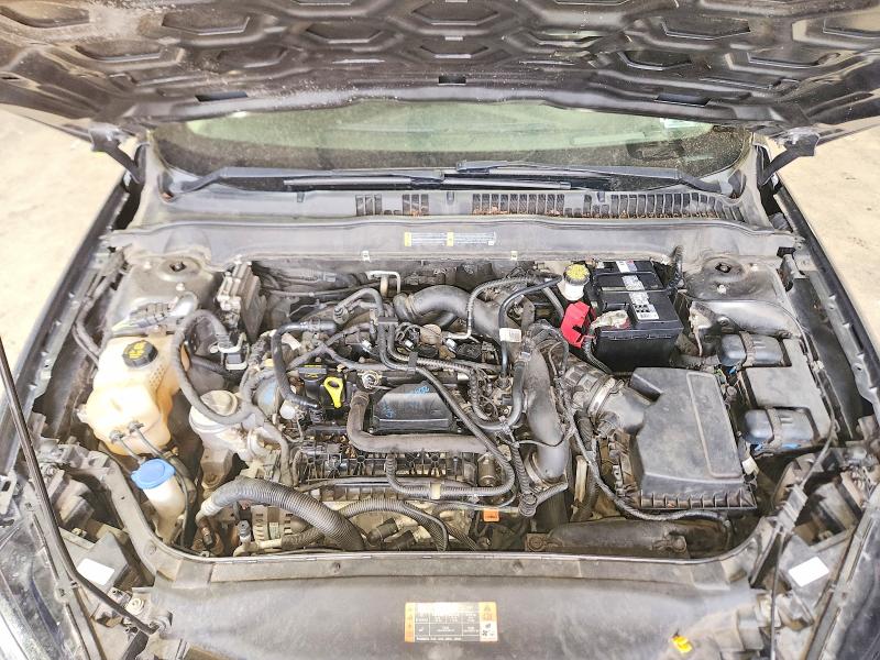 68603906 :رقم المزاد ، 3FA6P0CD7KR139393 vin ، 2019 Ford Fusion مزاد بيع