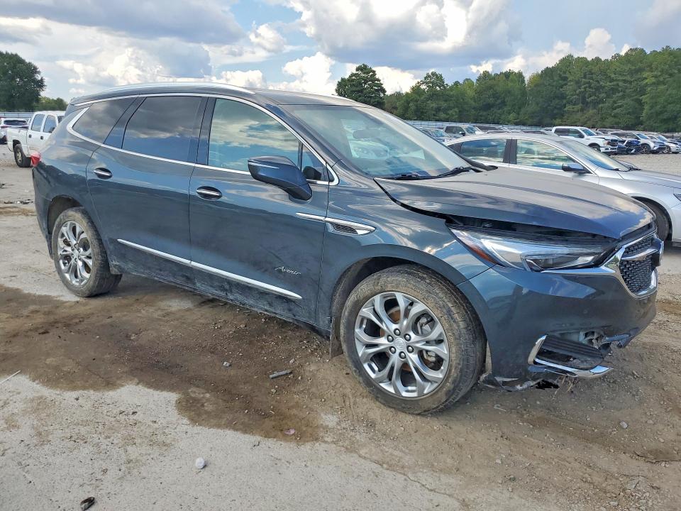 66606546 :رقم المزاد ، 5GAERDKW3JJ251578 vin ، 2018 Buick Enclave مزاد بيع