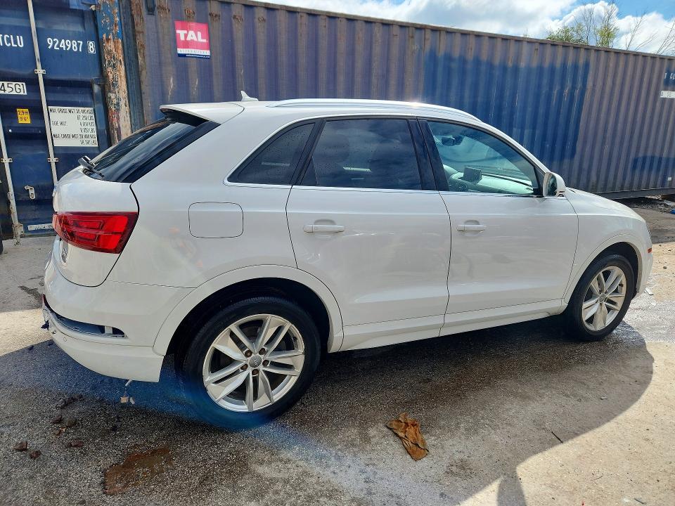 Продажа на аукционе авто 2016 Audi Q3, vin: WA1EFCFS5GR021733, номер лота: 70049556