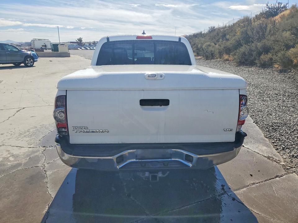 Aukcja sprzedaży 2015 Toyota Tacoma, vin: 3TMLU4EN8FM194621, numer aukcji: 69815876