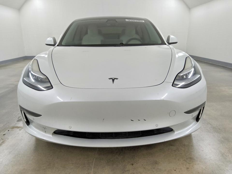 Продажа на аукционе авто 2018 Tesla Model 3, vin: 5YJ3E1EA6JF169755, номер лота: 69059926