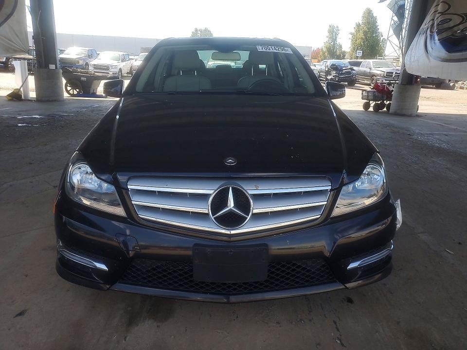 Продаж на аукціоні авто 2013 Mercedes-benz C, vin: WDDGF8AB5DG134534, номер лоту: 70014296