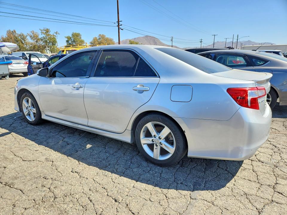 69133596 :رقم المزاد ، 4T1BF1FK7DU235995 vin ، 2013 Toyota Camry مزاد بيع