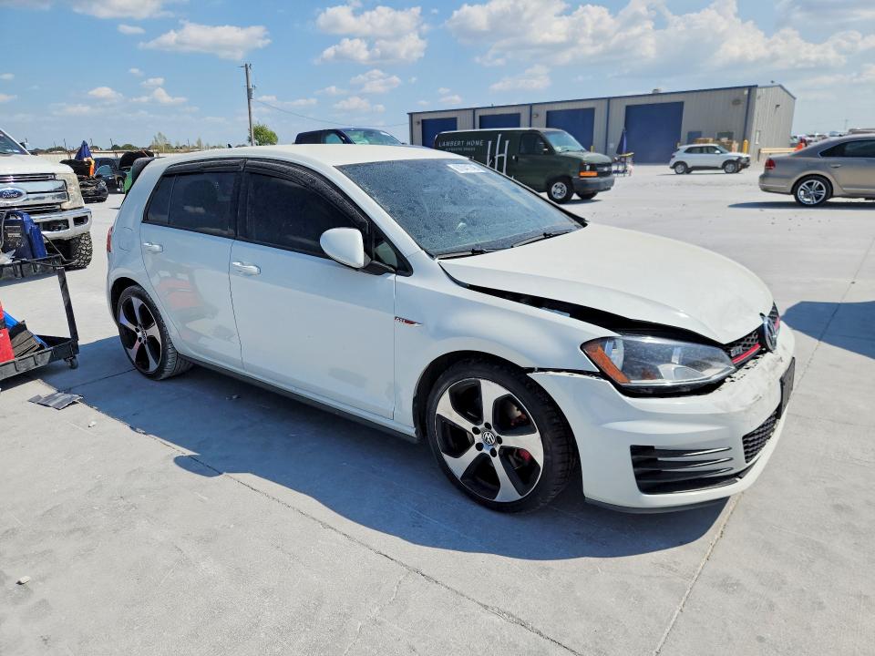 67841746 :رقم المزاد ، 3VW5T7AU1HM029147 vin ، 2017 Volkswagen Gti مزاد بيع
