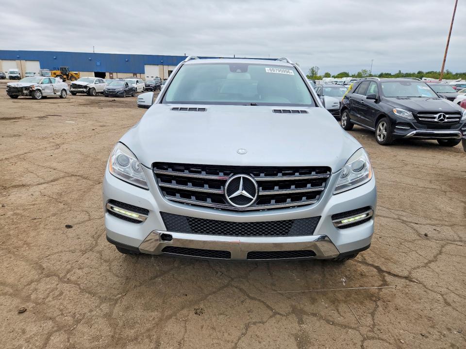 2013 Mercedes-benz Ml მანქანა იყიდება აუქციონზე, vin: 4JGDA5HB0DA264963, აუქციონის ნომერი: 69795996