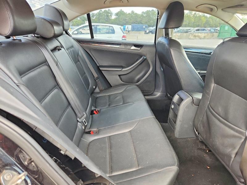 68578856 :رقم المزاد ، 3VWL17AJ2GM310021 vin ، 2016 Volkswagen Jetta مزاد بيع