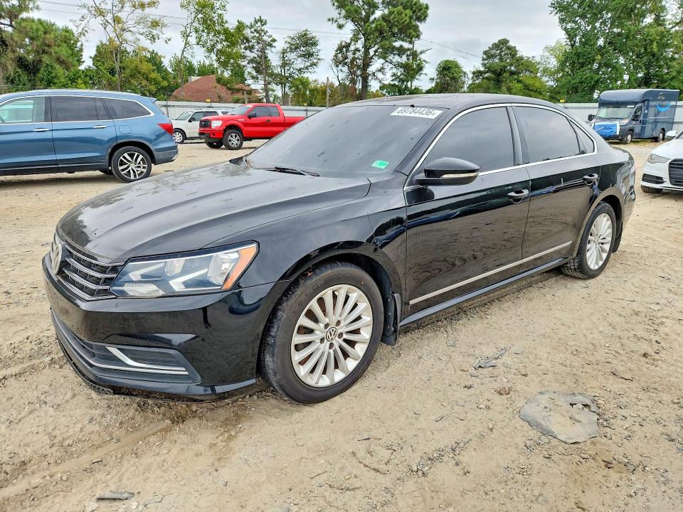 Продаж на аукціоні авто 2016 Volkswagen Passat, vin: 1VWBT7A37GC036517, номер лоту: 69784436