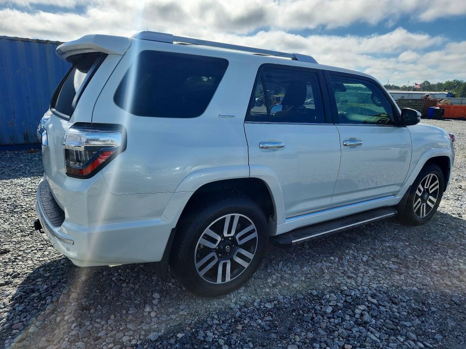 68330326 :رقم المزاد ، JTEKU5JR4P6112391 vin ، 2023 Toyota 4runner مزاد بيع