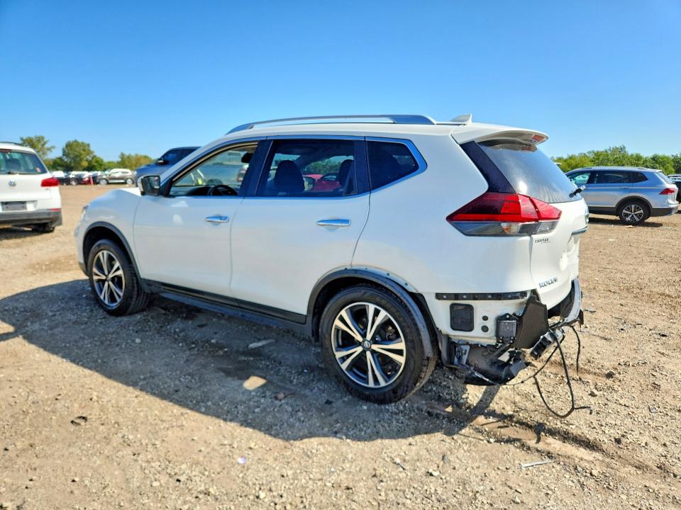 2020 Nissan Rogue მანქანა იყიდება აუქციონზე, vin: JN8AT2MV5LW138426, აუქციონის ნომერი: 68576146
