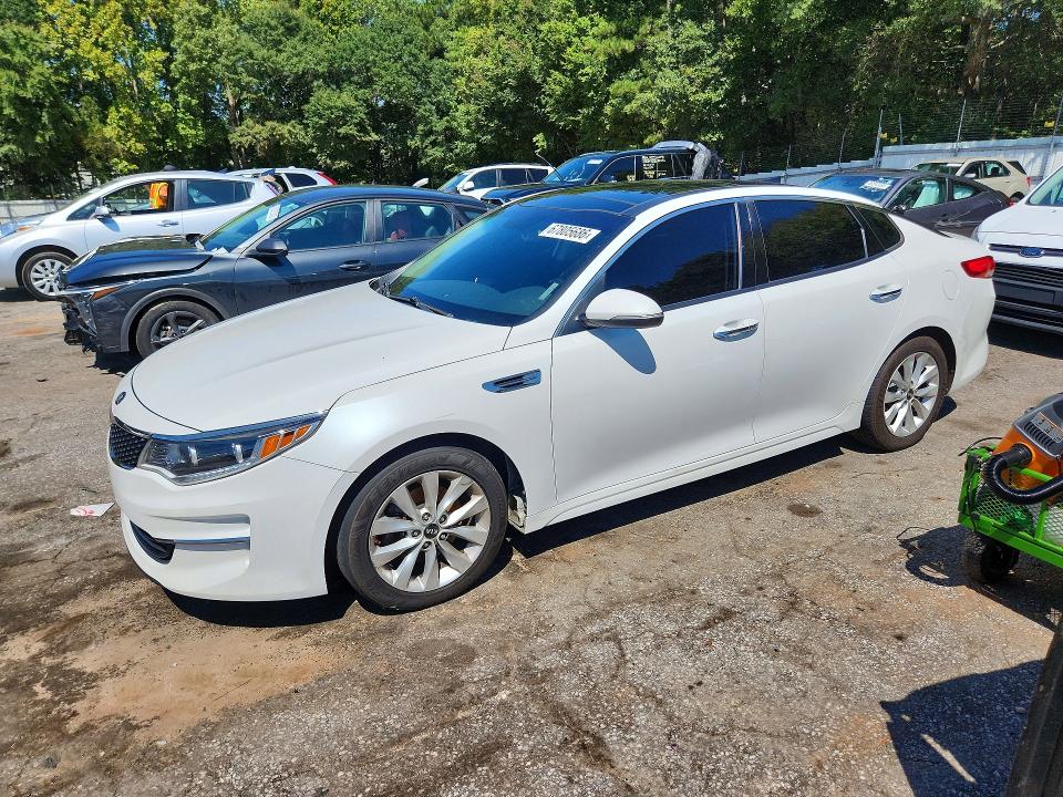 67805686 :رقم المزاد ، 5XXGU4L35GG086687         vin ، 2016 Kia Optima مزاد بيع