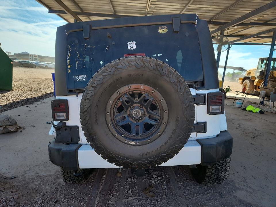 Продажа на аукционе авто 2016 Jeep Wrangler Unlimited, vin: 1C4BJWEG2GL126108, номер лота: 68952686