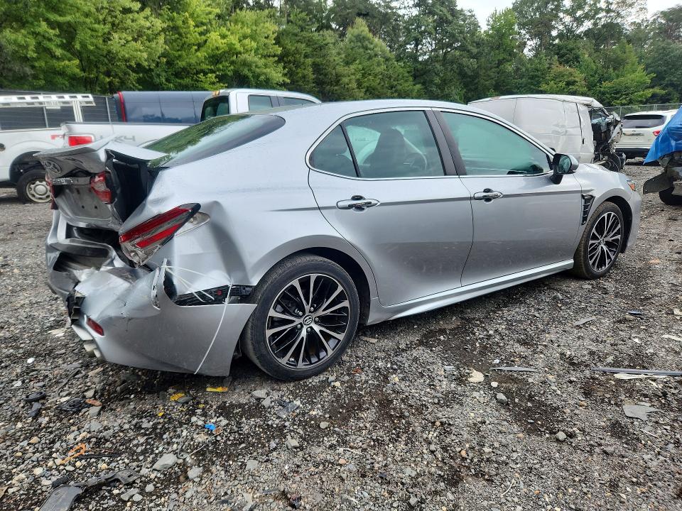 Aukcja sprzedaży 2018 Toyota Camry, vin: 4T1B11HK3JU035722, numer aukcji: 67938516