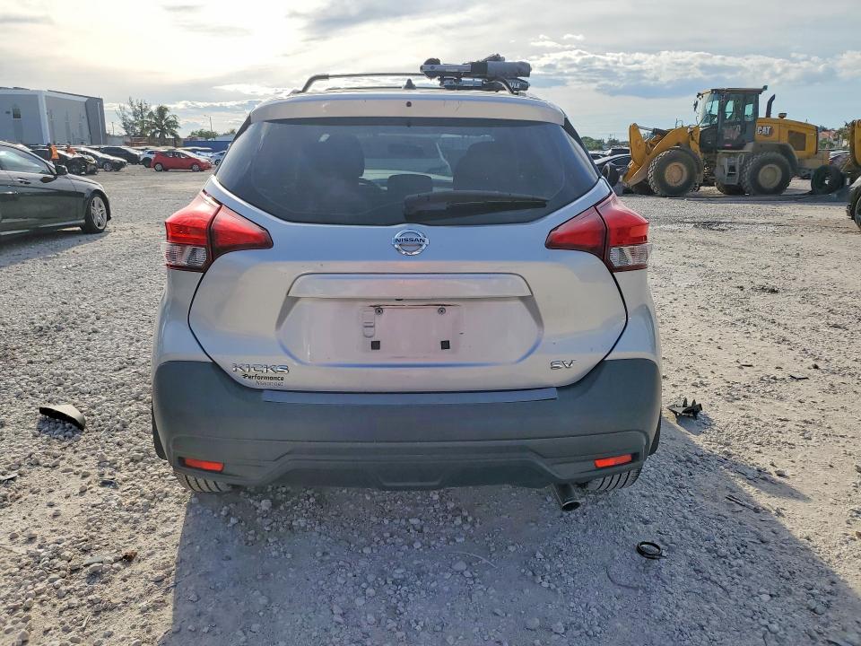 Auction sale of the 2018 Nissan Kicks, vin: 3N1CP5CU7JL536648, lot number: 70651026