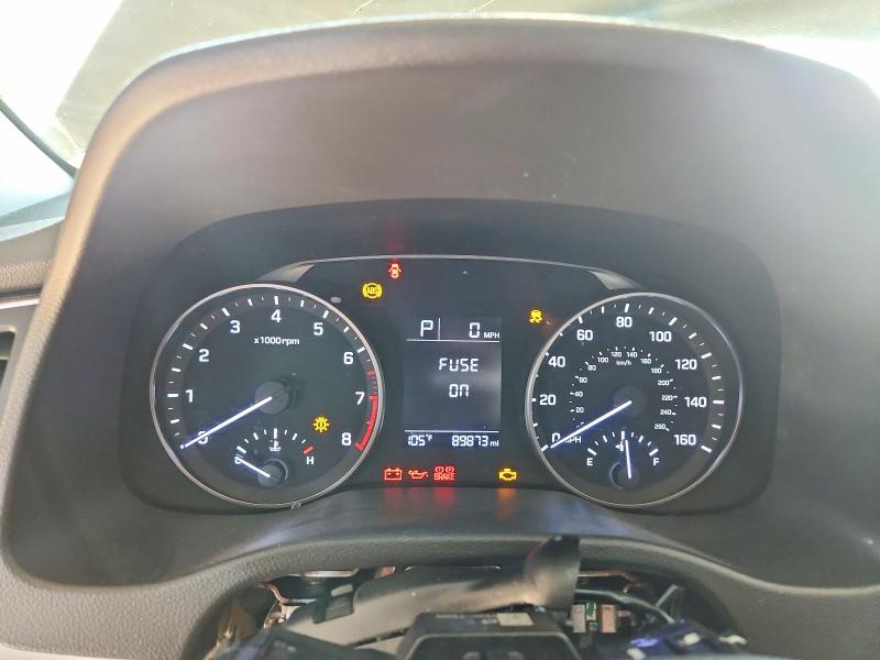 68262606 :رقم المزاد ، 5NPD74LF5HH202187 vin ، 2017 Hyundai Elantra مزاد بيع
