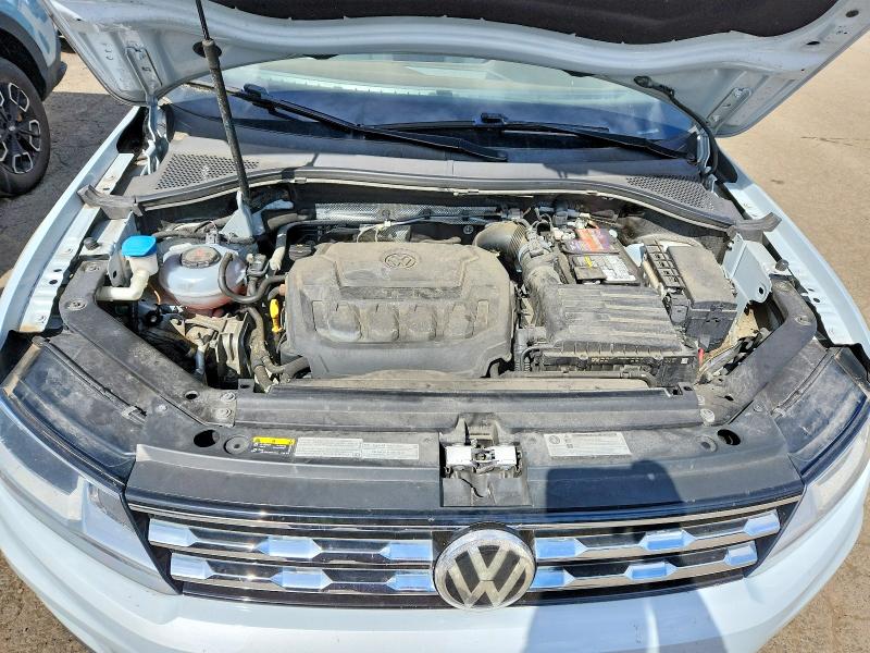69757676 :رقم المزاد ، 3VV2B7AX1KM029676 vin ، 2019 Volkswagen Tiguan مزاد بيع