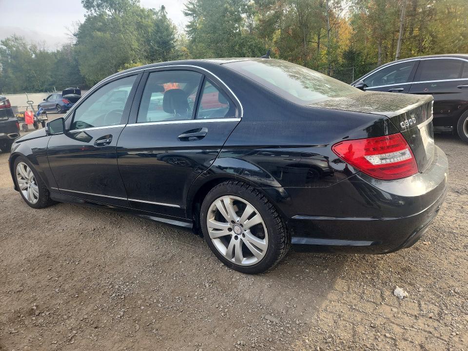 2013 Mercedes-benz C მანქანა იყიდება აუქციონზე, vin: WDDGF8AB0DA877203, აუქციონის ნომერი: 69524606