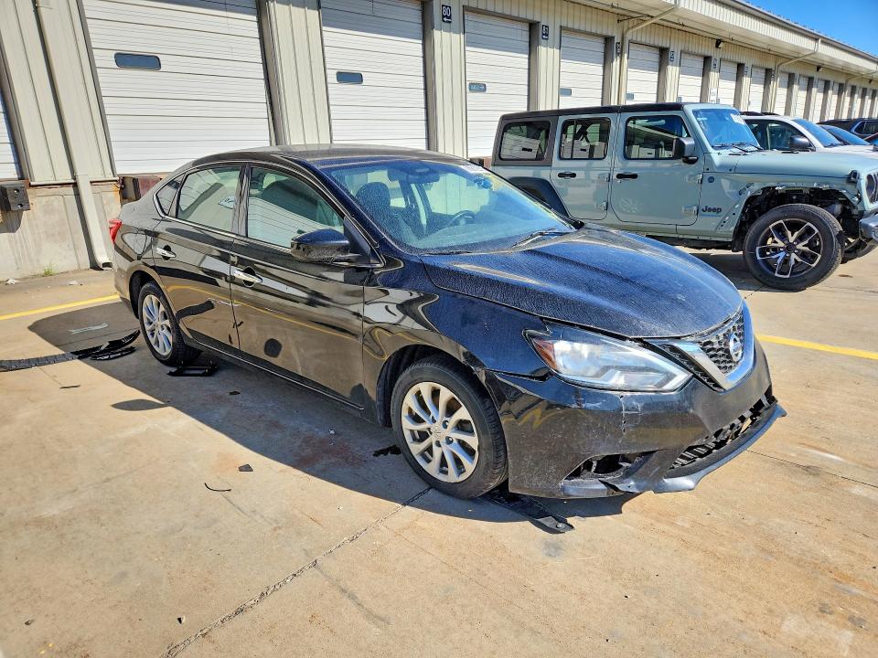 70812216 :رقم المزاد ، 3N1AB7AP4KY451494 vin ، 2019 Nissan Sentra مزاد بيع