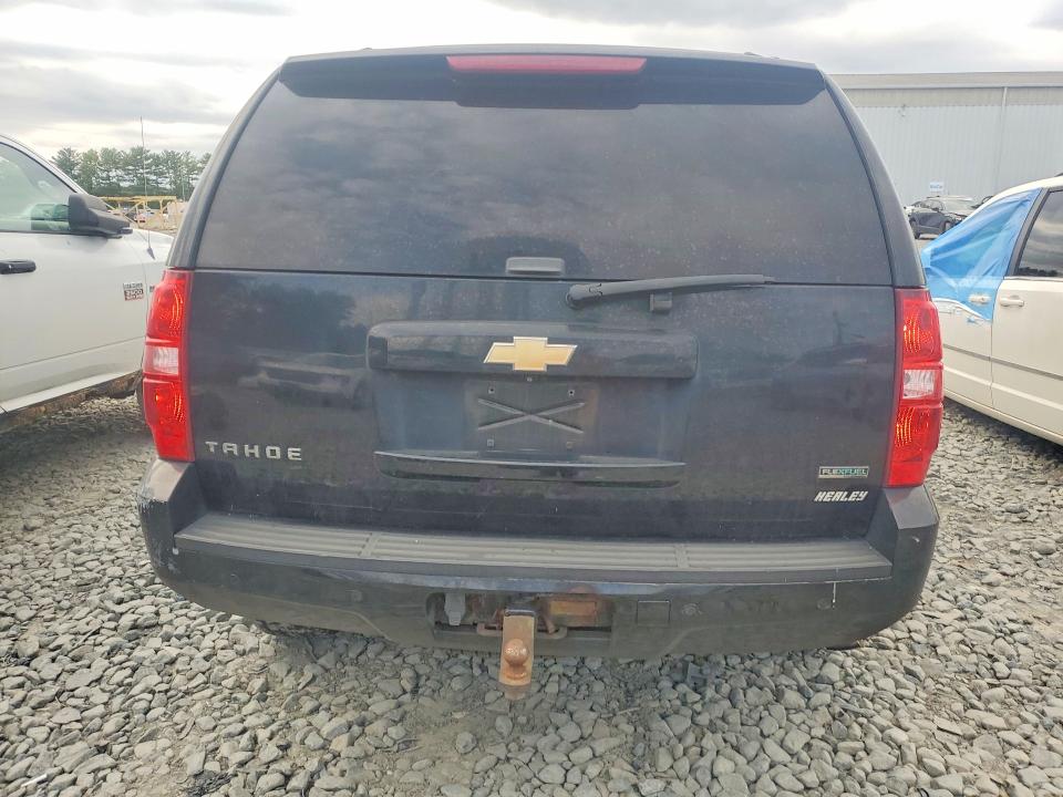 69503976 :رقم المزاد ، 1GNSKAE00BR368380 vin ، 2011 Chevrolet Tahoe مزاد بيع