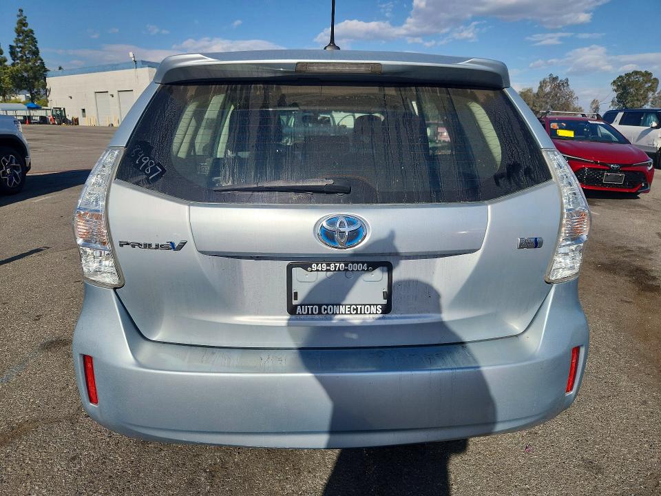 Продажа на аукционе авто 2013 Toyota Prius V, vin: JTDZN3EU7D3240169, номер лота: 70618346