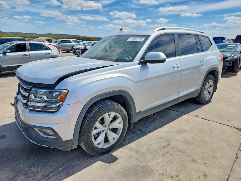 70886716 :رقم المزاد ، 1V2ER2CA4JC519868 vin ، 2018 Volkswagen Atlas مزاد بيع