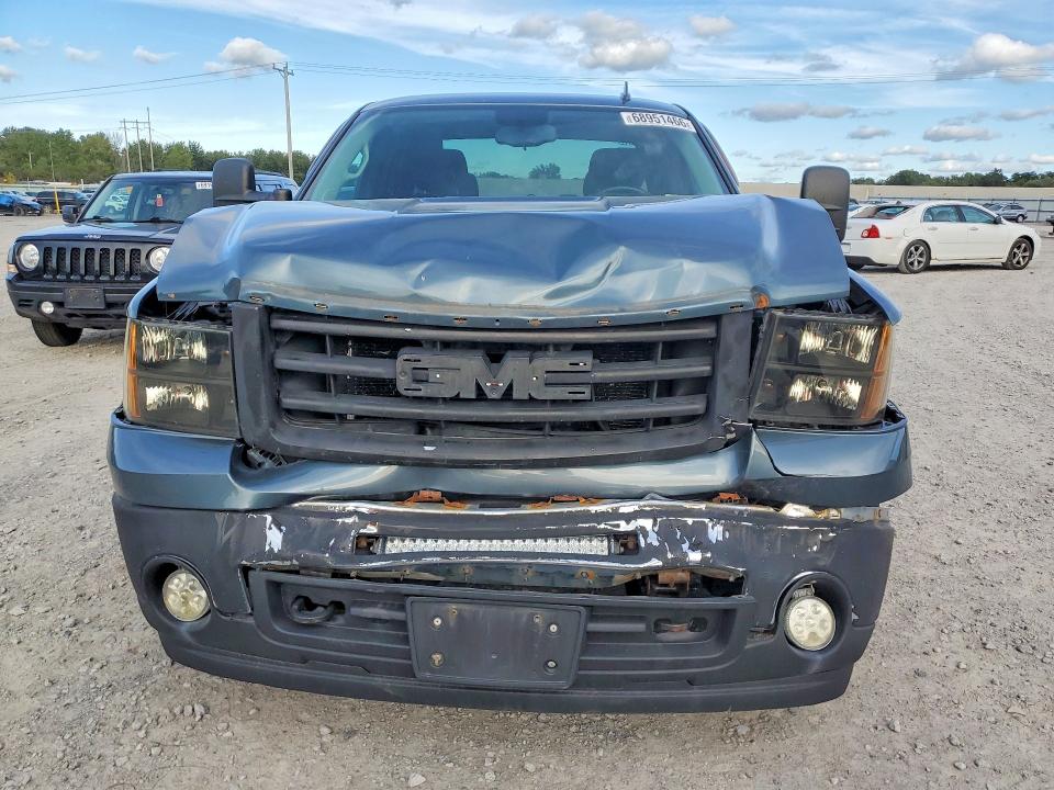 68951466 :رقم المزاد ، 1GTR2VEA0DZ323921 vin ، 2013 Gmc Sierra مزاد بيع
