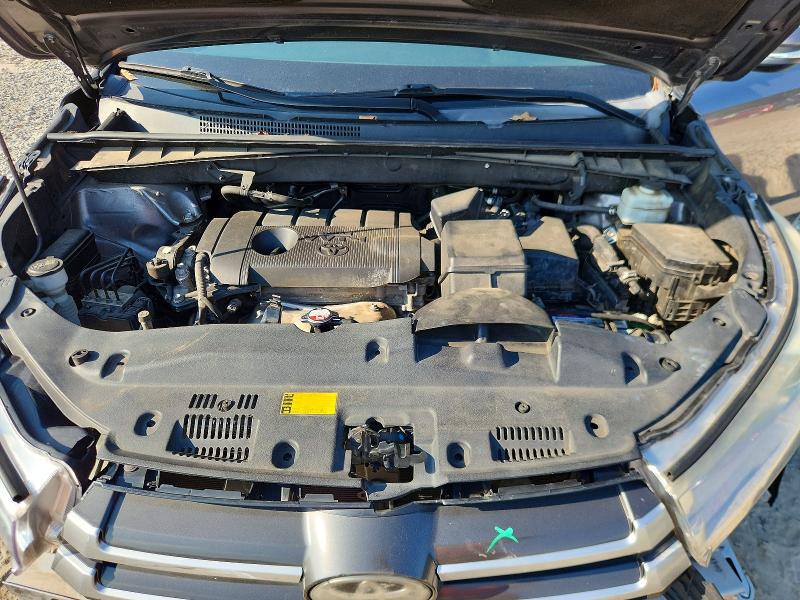 2017 Toyota Highlander მანქანა იყიდება აუქციონზე, vin: 5TDZARFH2HS030227, აუქციონის ნომერი: 69125866