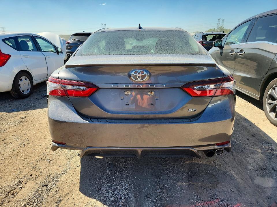 Продажа на аукционе авто 2021 Toyota Camry, vin: 4T1G11AK3MU575656, номер лота: 68393516
