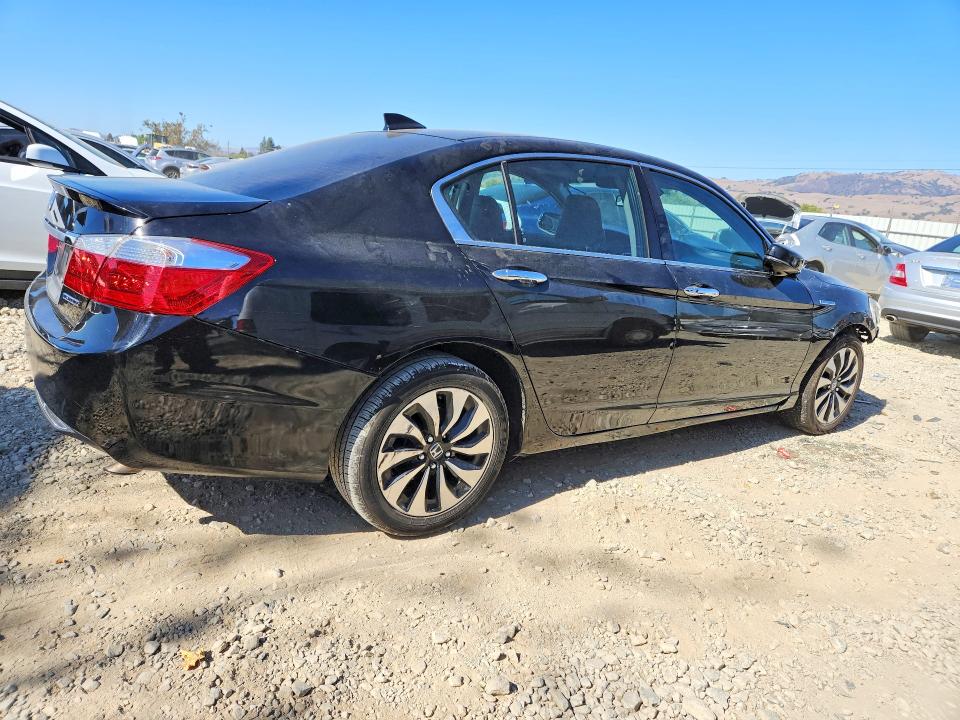 68260586 :رقم المزاد ، 1HGCR6F53FA012320 vin ، 2015 Honda Accord مزاد بيع