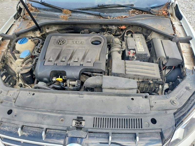 68292626 :رقم المزاد ، 1VWBN7A37EC099530 vin ، 2014 Volkswagen Passat مزاد بيع