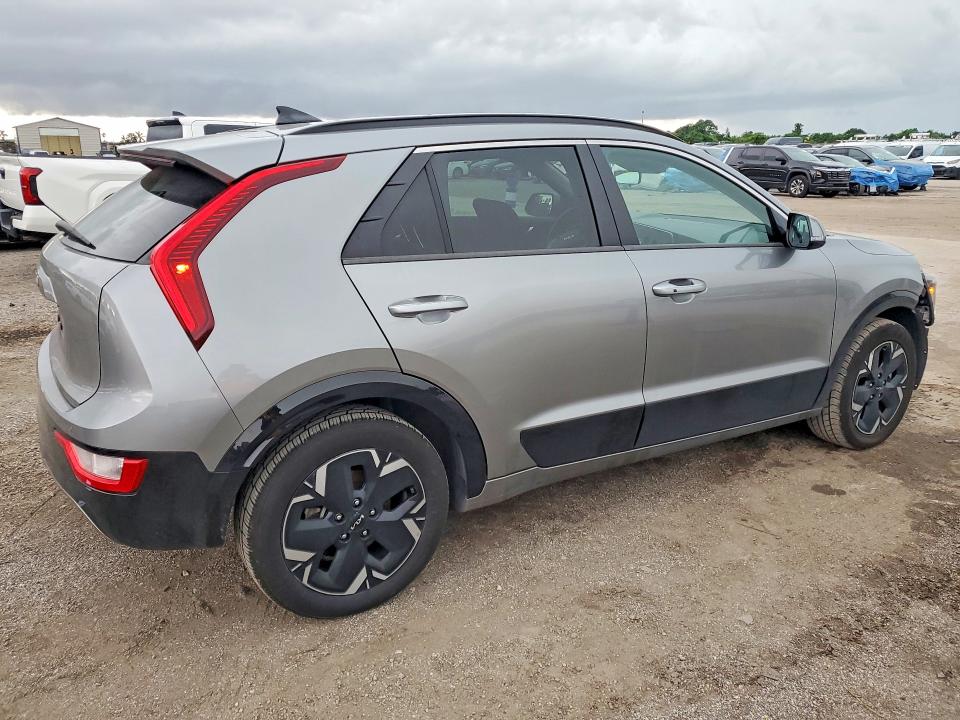 2024 Kia Niro მანქანა იყიდება აუქციონზე, vin: KNDCR3L1XR5086393, აუქციონის ნომერი: 69785056