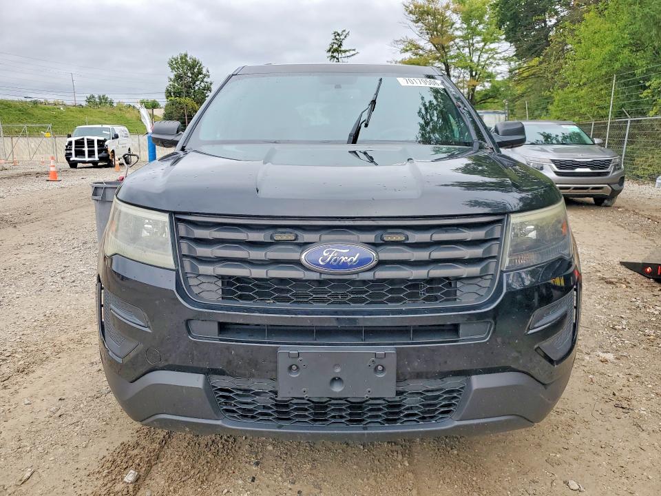 70179506 :رقم المزاد ، 1FM5K8AR0HGC25321 vin ، 2017 Ford Explorer مزاد بيع