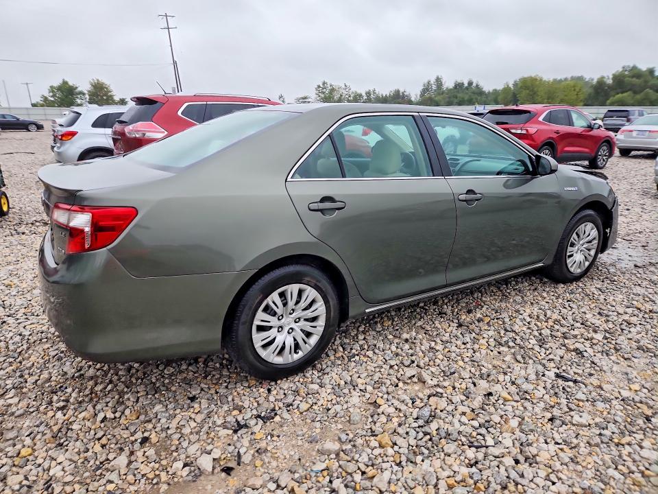 2012 Toyota Camry Hybrid მანქანა იყიდება აუქციონზე, vin: 4T1BD1FK4CU029070, აუქციონის ნომერი: 69173376