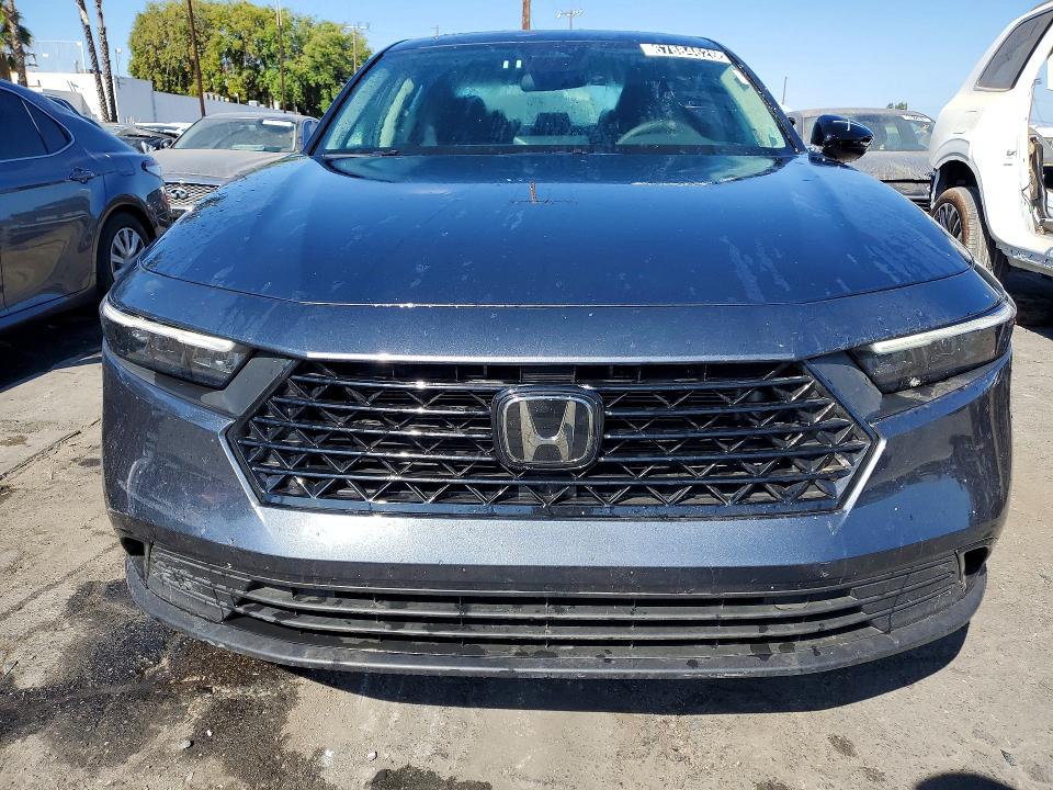 2025 Honda Accord მანქანა იყიდება აუქციონზე, vin: 1HGCY1F45SA087351, აუქციონის ნომერი: 67884626