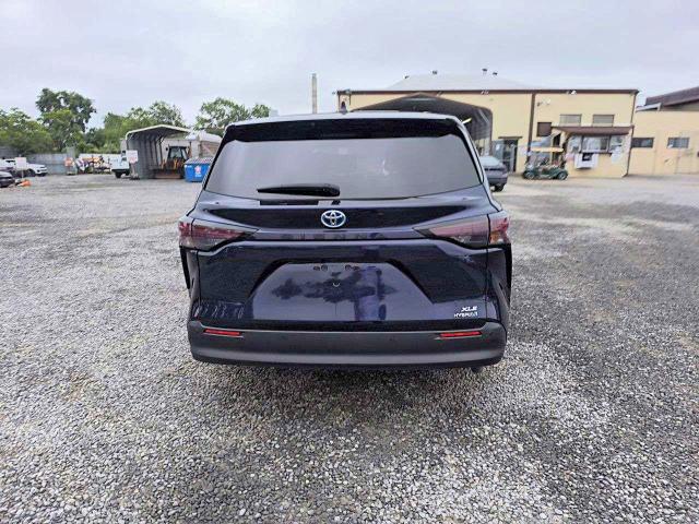 Продаж на аукціоні авто 2024 Toyota Sienna, vin: 5TDYRKEC2RS203599, номер лоту: 70293536