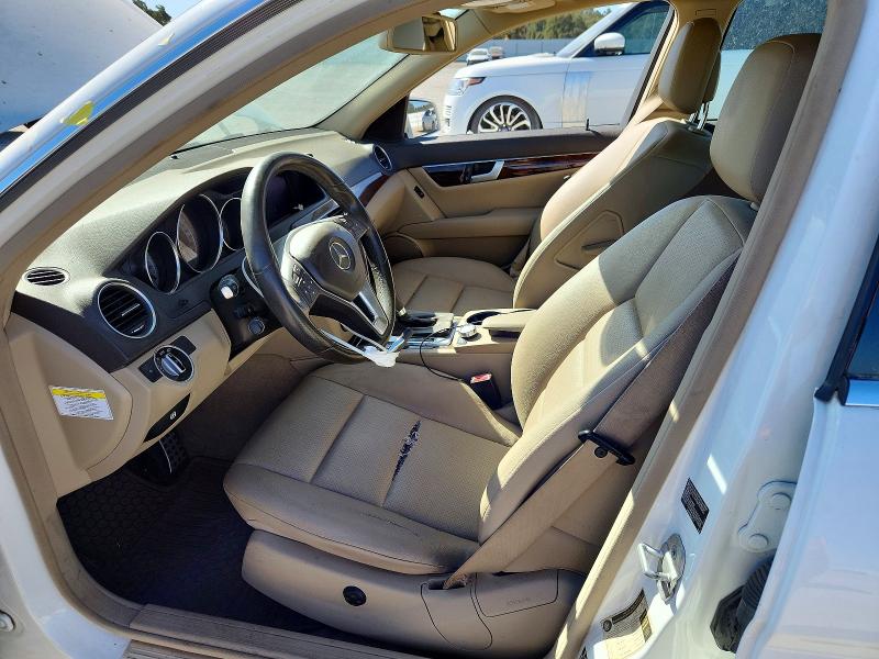 Продажа на аукционе авто 2014 Mercedes-benz C, vin: WDDGF4HB3ER307178, номер лота: 68884996