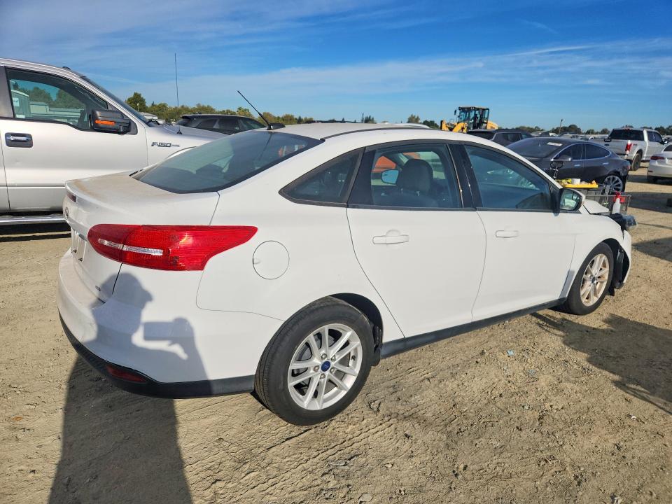 2015 Ford Focus მანქანა იყიდება აუქციონზე, vin: 1FADP3F2XFL329101, აუქციონის ნომერი: 68276256