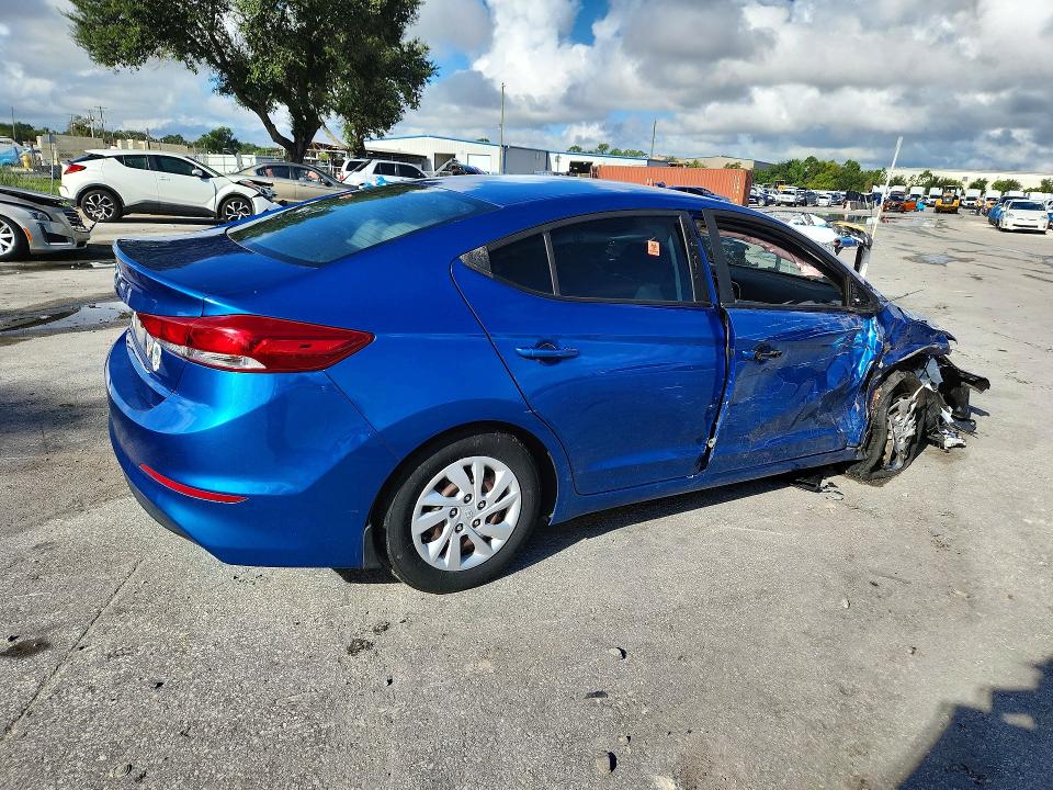 2018 Hyundai Elantra მანქანა იყიდება აუქციონზე, vin: 5NPD74LF1JH296249, აუქციონის ნომერი: 67551556