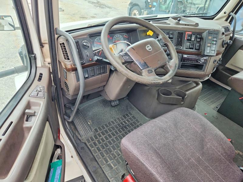 Aukcja sprzedaży 2017 Volvo Vnl, vin: 4V4N39TG3HN988078, numer aukcji: 69938776