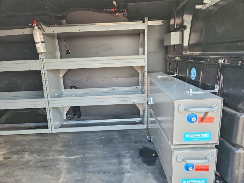68673756 :رقم المزاد ، 1FTYE1YM8KKA66837 vin ، 2019 Ford Transit مزاد بيع