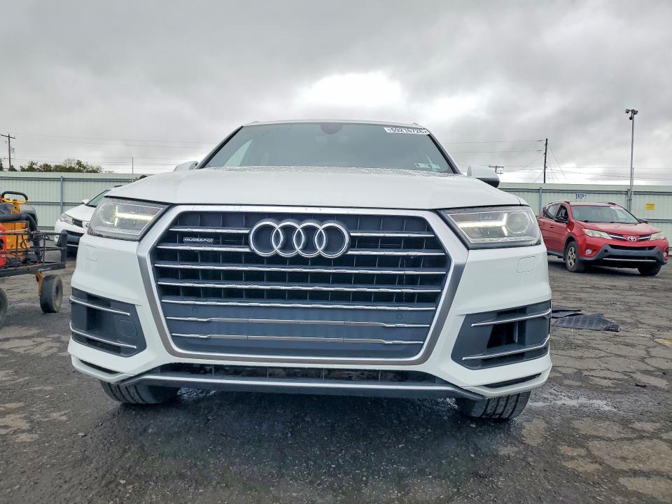 Продажа на аукционе авто 2018 Audi Q7, vin: WA1LHAF76JD030625, номер лота: 69216726