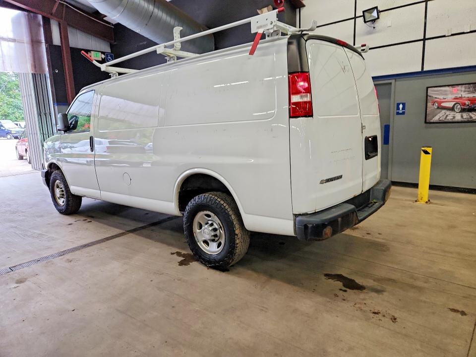 2017 Chevrolet Express G2500 მანქანა იყიდება აუქციონზე, vin: 1GCWGAFF3H1337078, აუქციონის ნომერი: 70883116