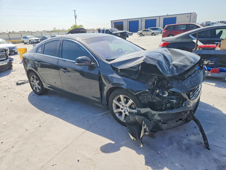Продаж на аукціоні авто 2016 Volvo S60, vin: YV126MFK7G2401738, номер лоту: 69094716